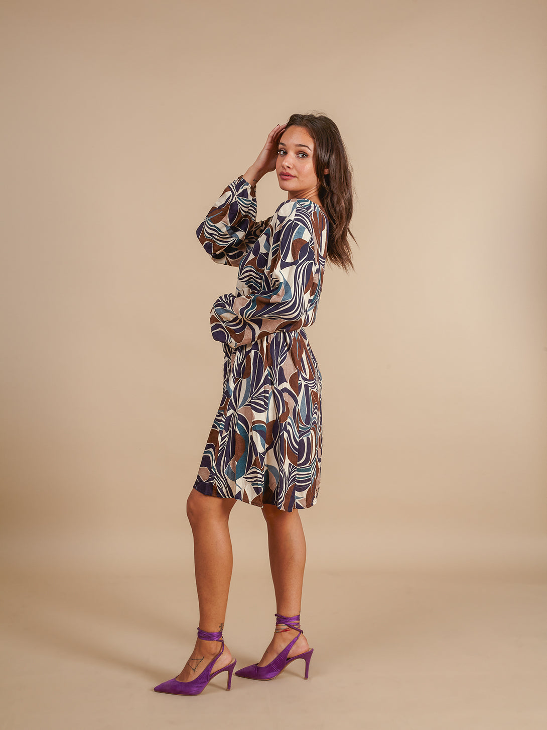 Vestito corto con cintura Winona-vestito corto-Bijondo-fantasia-S-Bijondo