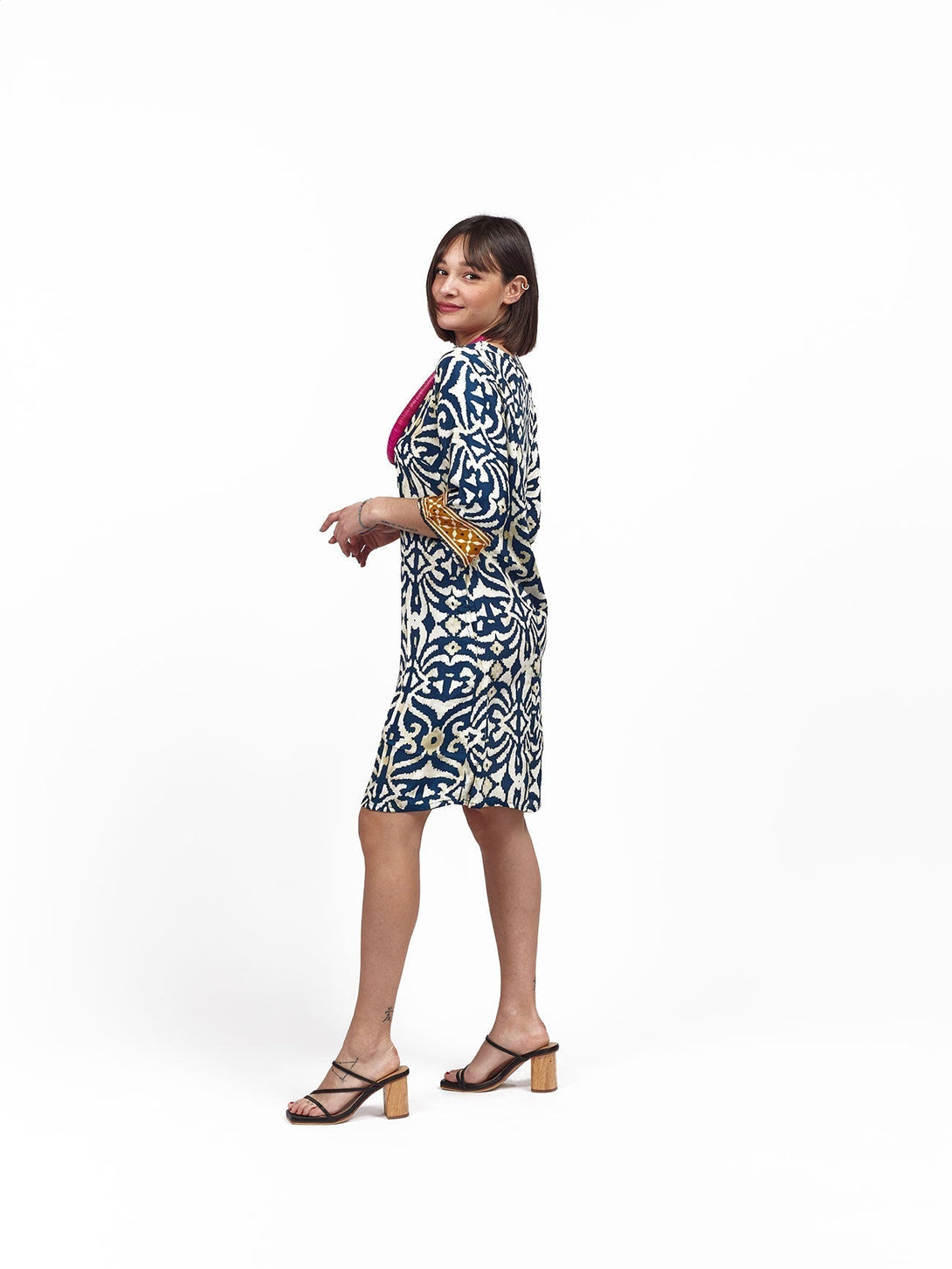 Vestito corto in seta Tracy - blu - Bijondo