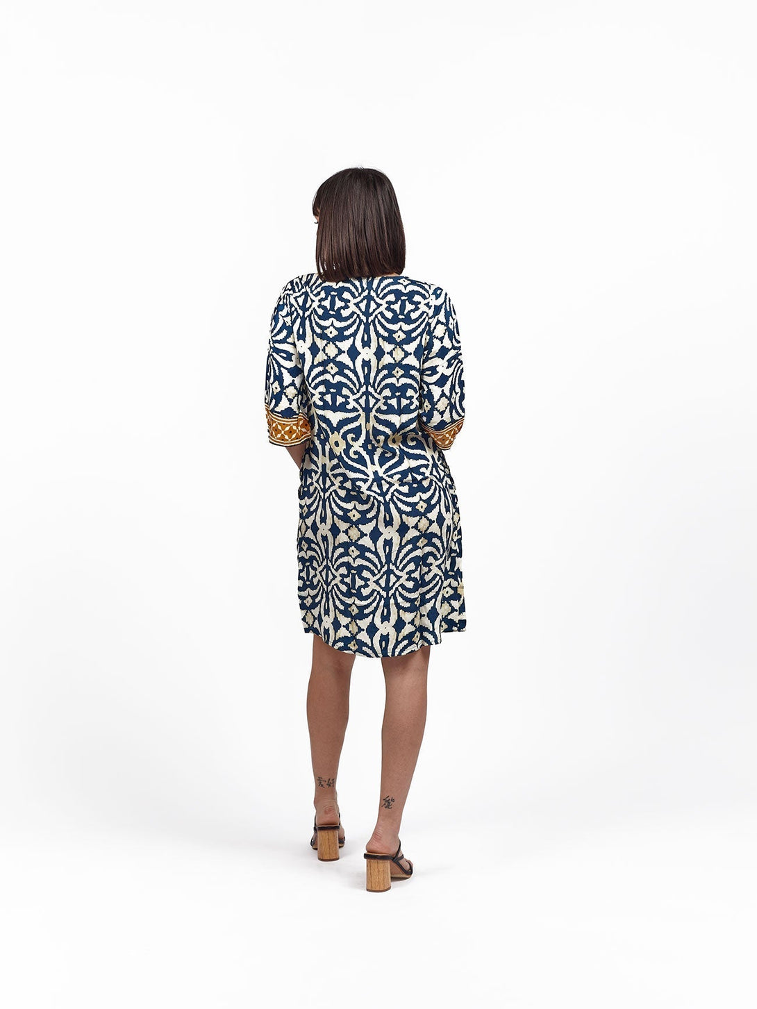 Vestito corto in seta Tracy - blu - Bijondo