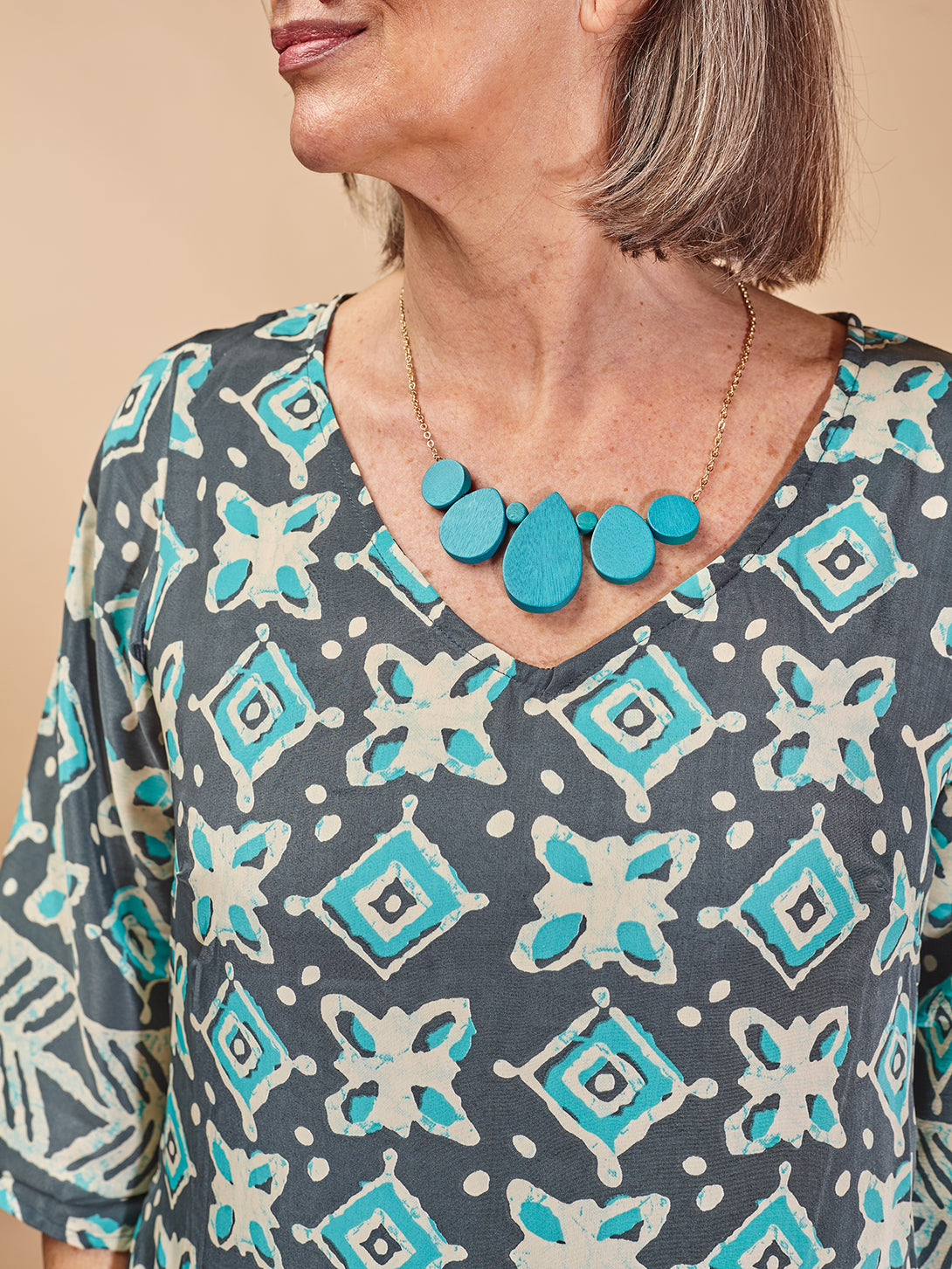 Vestito corto in seta Tracy, scollo a V-Vestito-WhyY-Bijondo