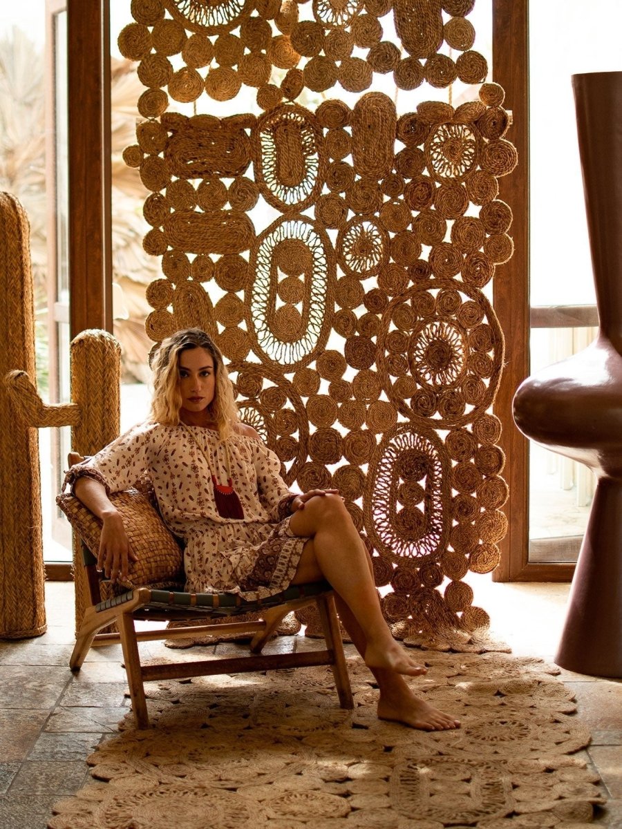 Vestito corto scollo bardot Hilma - marrone - Bijondo