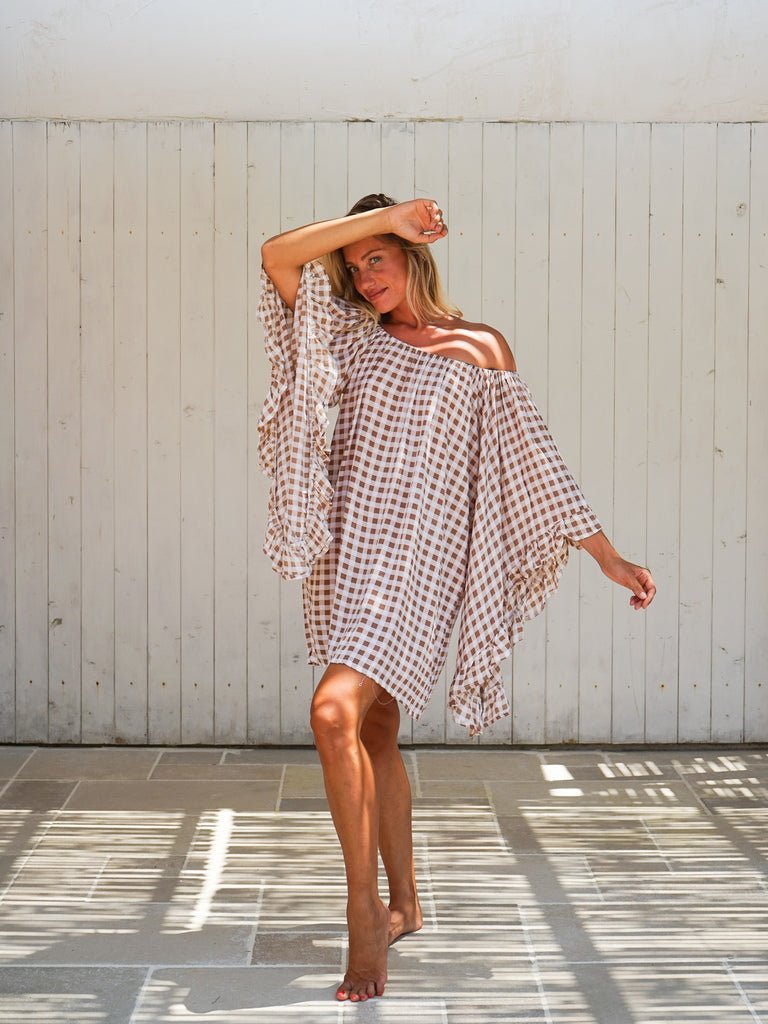 Vestito corto scollo bardot manica ventaglio Christelle - nocciola quadri - Bijondo