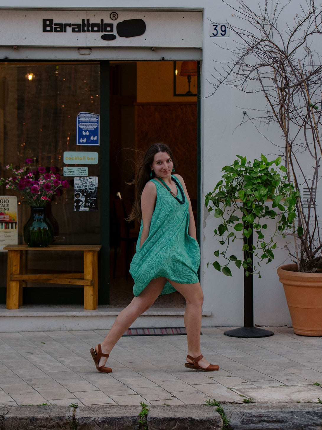 Vestito corto smanicato ovetto rayon Pia-senape-taglia unica-Bijondo