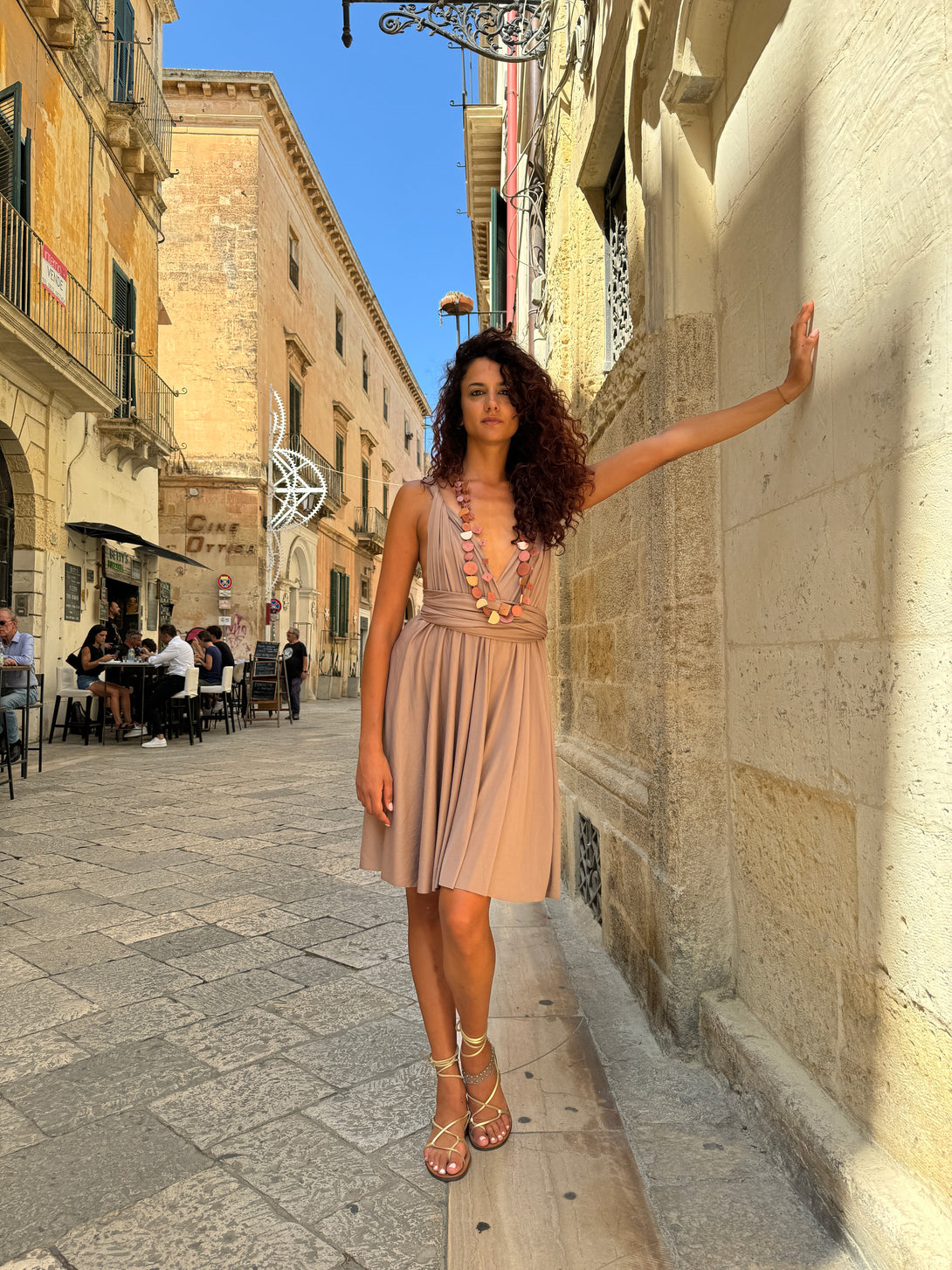 Vestito corto trasformabile Ayunita Infinity-Vestito-Bijondo-Bijondo