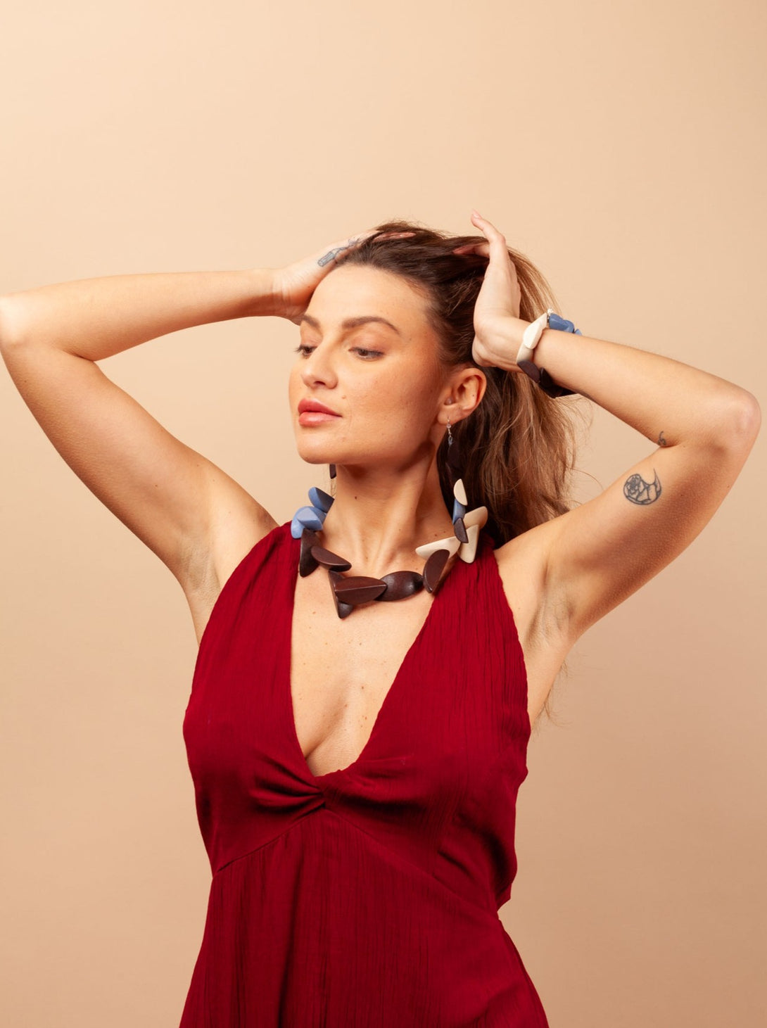 Vestito crinkle rayon midi Cece-Vestito-Bijondo-Bijondo