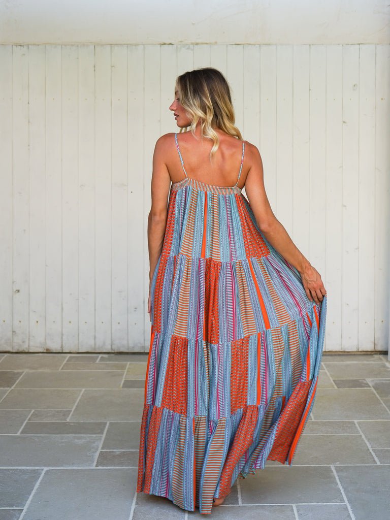 Vestito lungo a balze Flavienne - fucsia - Bijondo