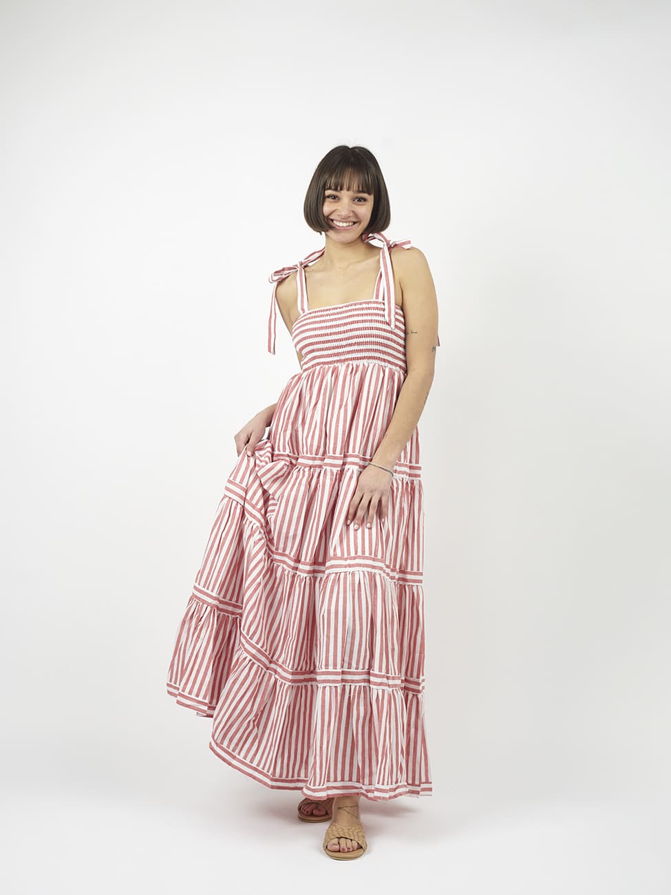 Vestito lungo a balze con fantasia a righe Kelly-rosso-Bijondo