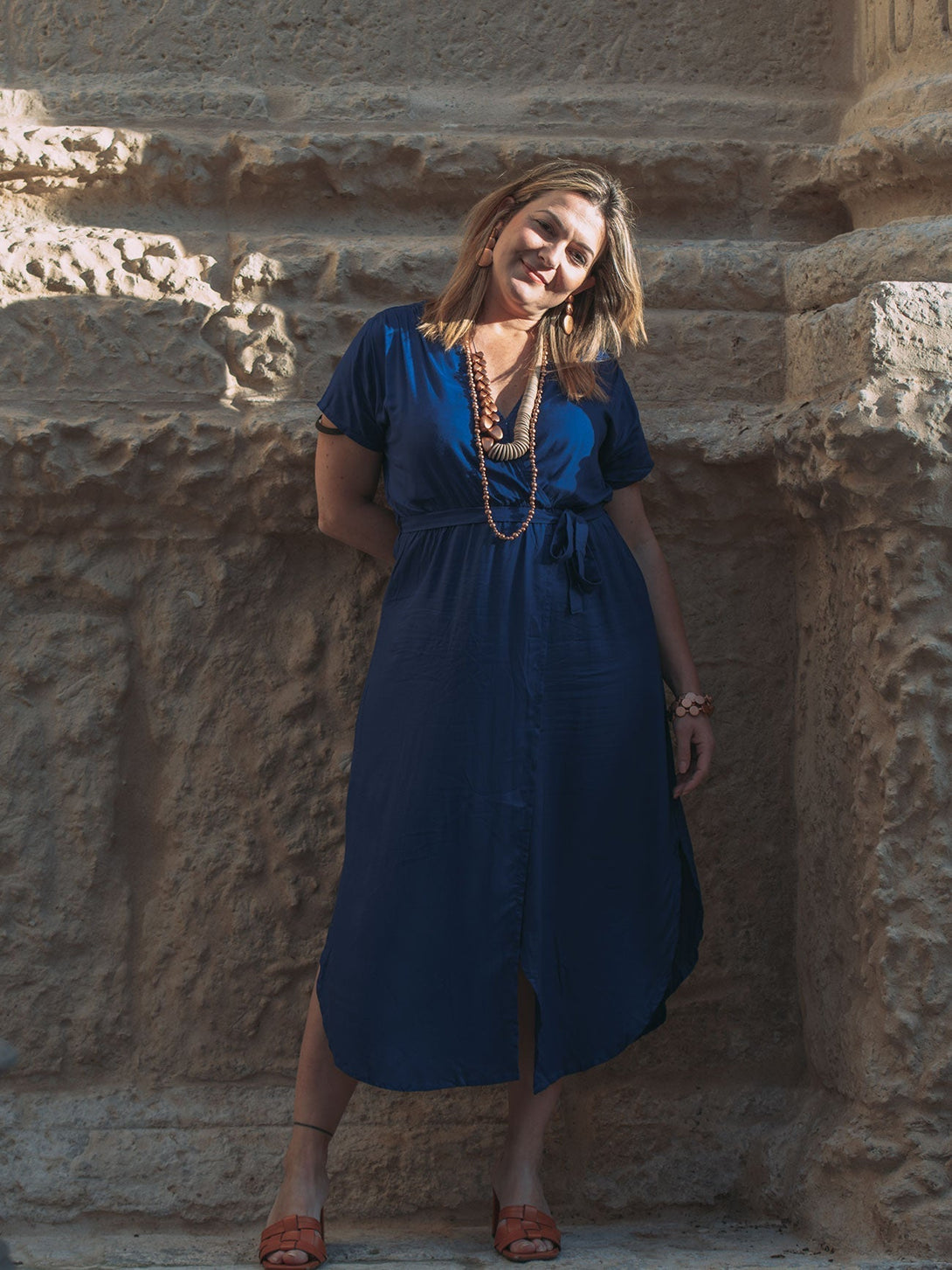 Vestito lungo ad incrocio con fusciacca Karlie - blu - Bijondo