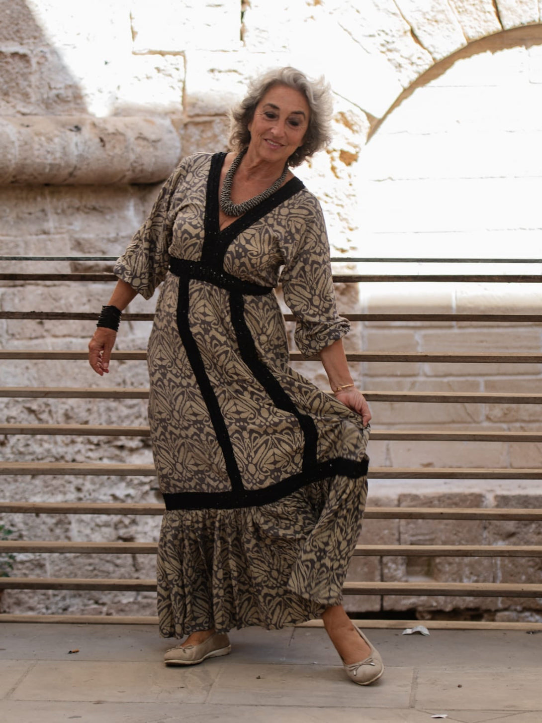 Vestito lungo boho dettaglio ricamo Stefania-grigio-taglia unica-Bijondo