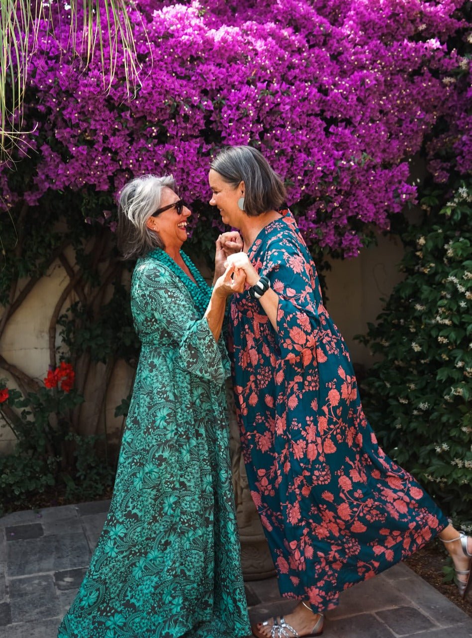 Vestito lungo in seta elegante Vanessa - nero - Bijondo