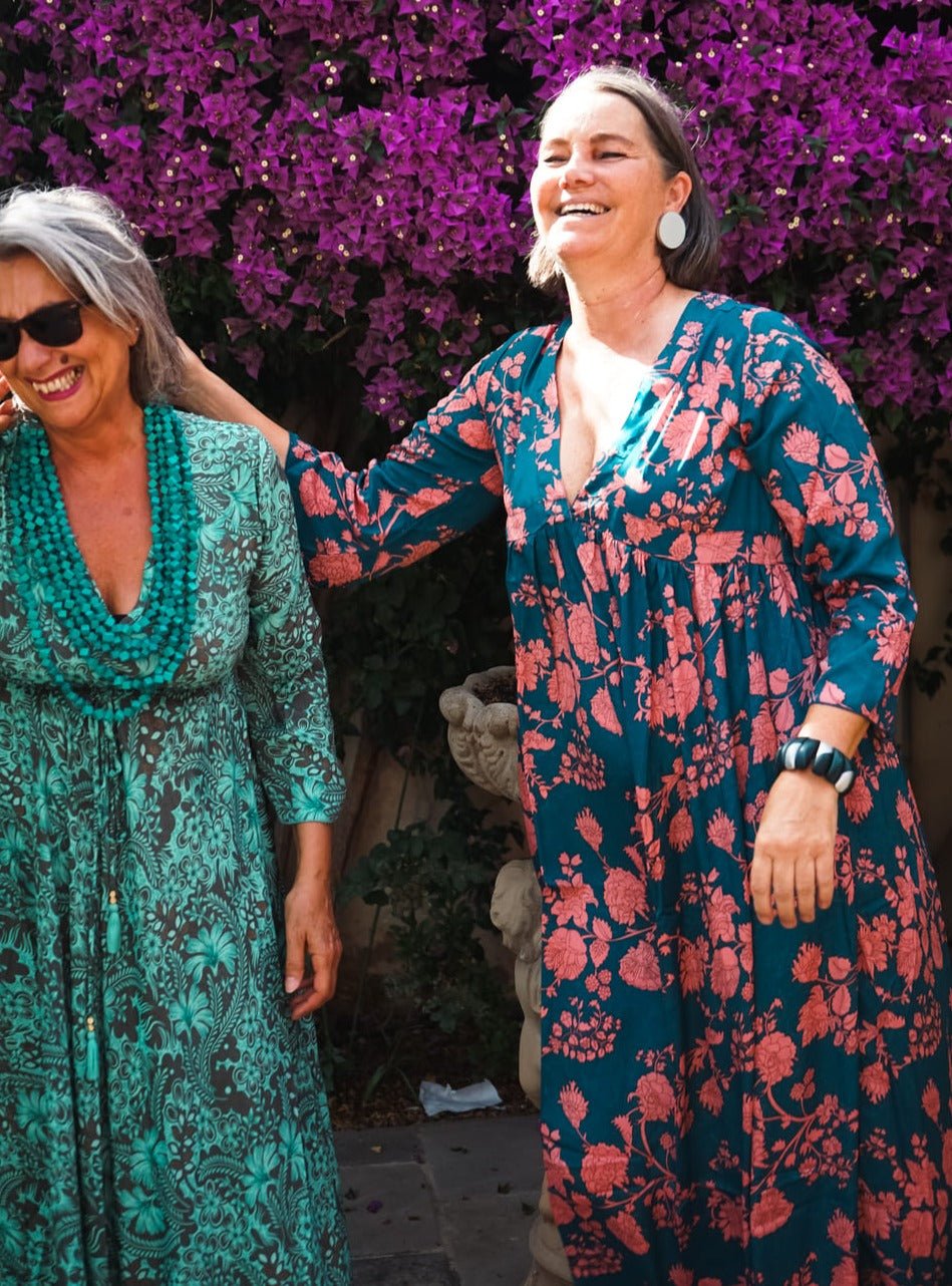 Vestito lungo in seta elegante Vanessa - nero - Bijondo