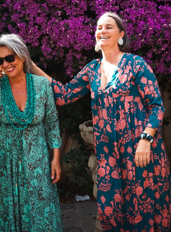 Vestito lungo in seta elegante Vanessa - nero - Bijondo