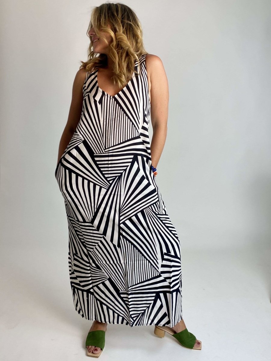 Vestito lungo in viscosa fantasia optical Chloe - nero - Bijondo