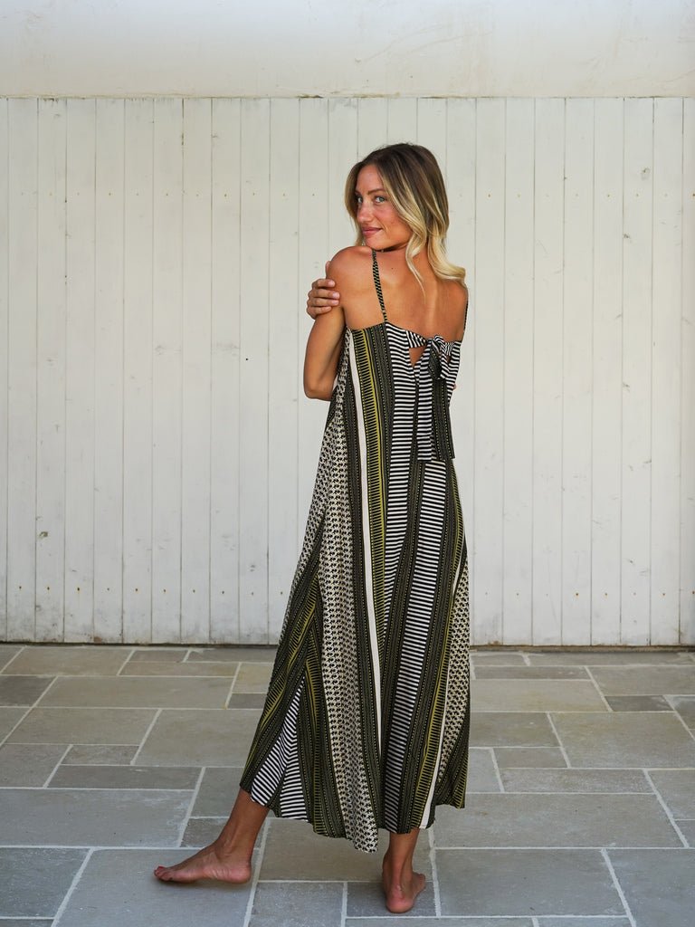 Vestito lungo svasato rayon con fiocco Cesira - nero - Bijondo