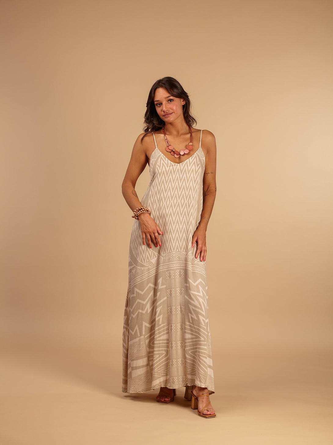 Vestito lungo svasato rayon con fiocco Cesira-Vestito-Bijondo-Beige-taglia unica-Bijondo