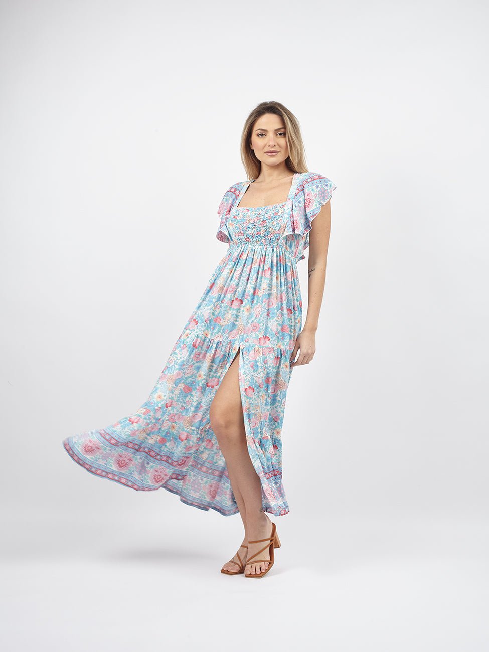 Vestito lungo volant schiena scoperta Cecilia - celeste - Bijondo