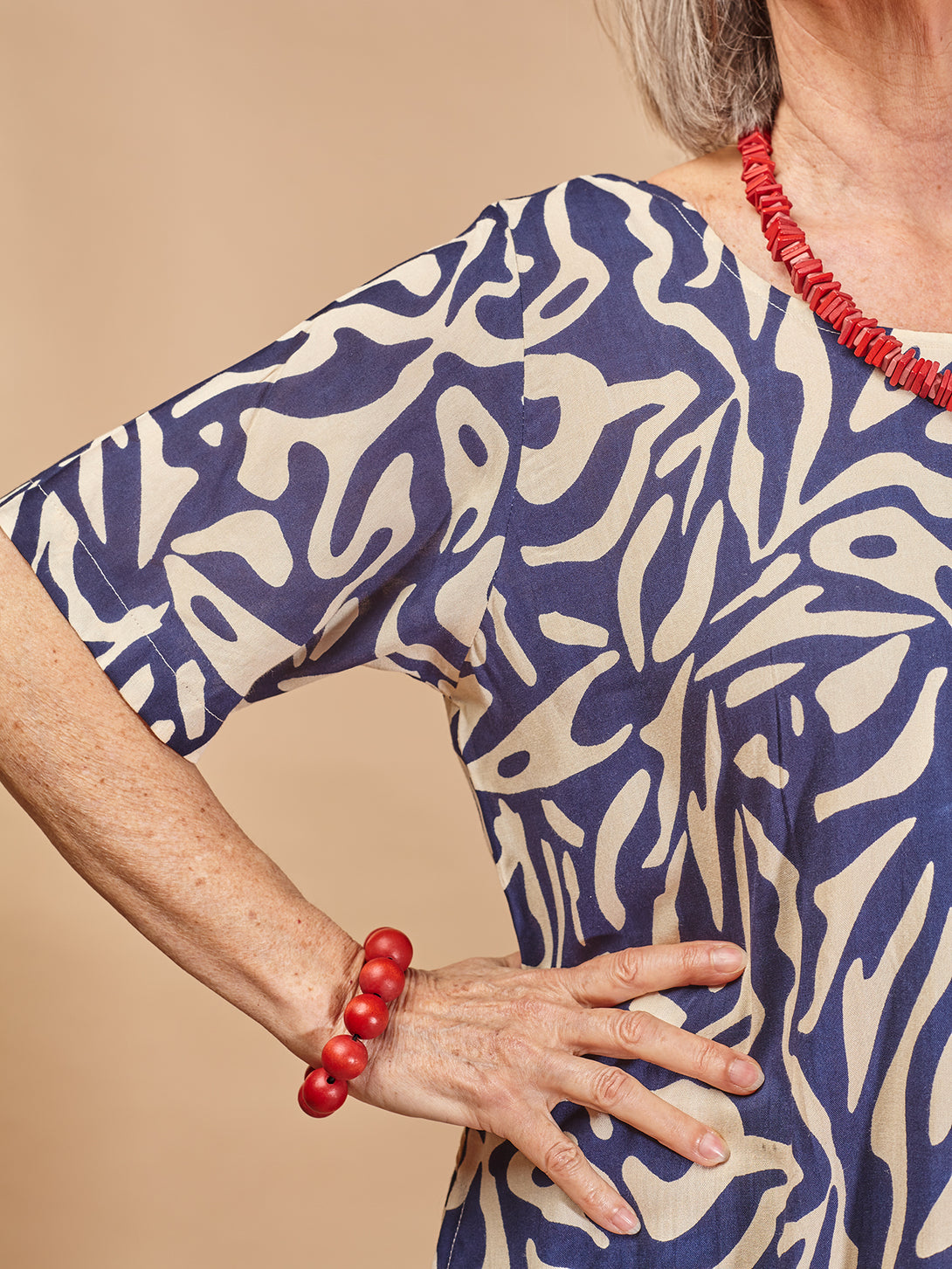 Vestito midi leggero con le tasche, viscosa Dolly-Vestito-Bijondo-Bijondo