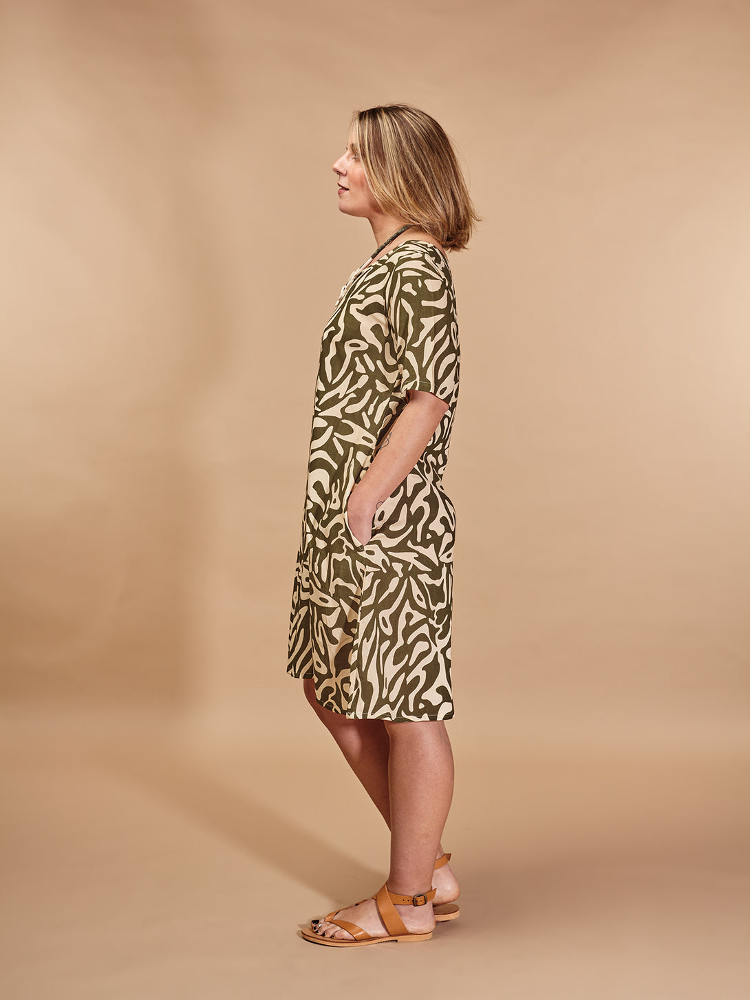 Vestito midi leggero con le tasche, viscosa Dolly-Vestito-Bijondo-Bijondo