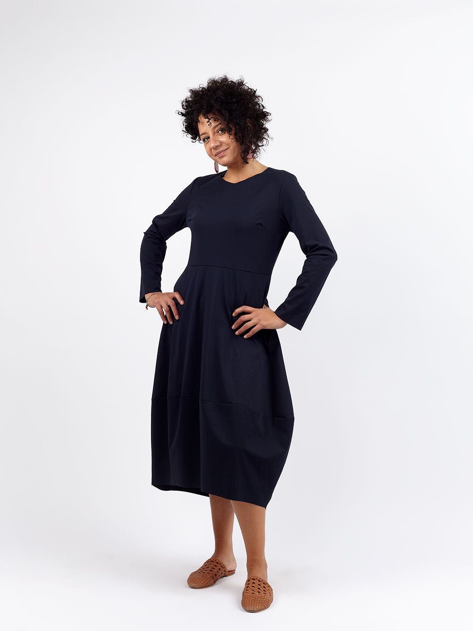 Vestito midi ovetto Yasmim - nero - Bijondo