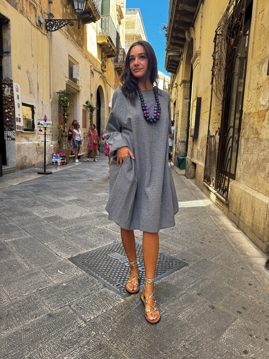 Vestito midi tinta unita in tessuto melange Saoirse-vestito-Bijondo-Bijondo