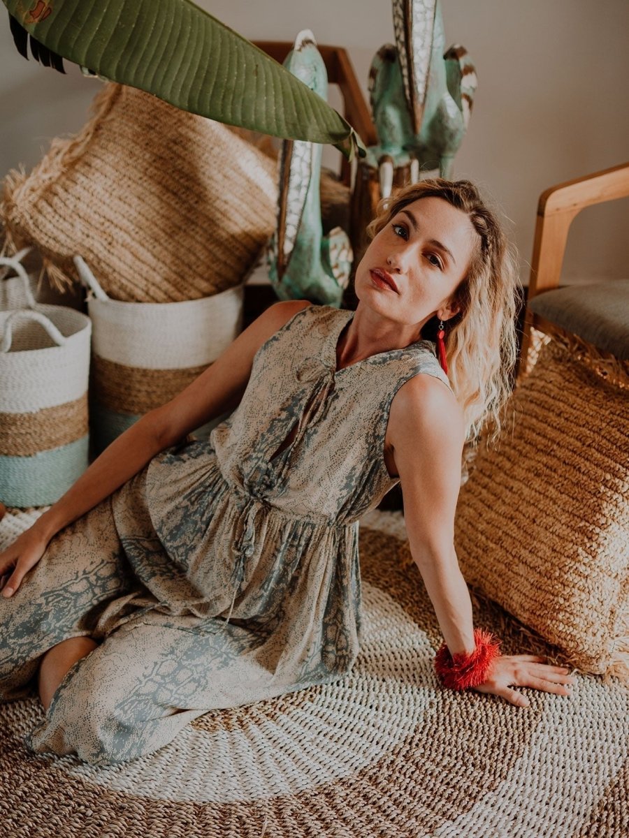 Vestito scamiciato midi stile impero Lily - marrone - Bijondo